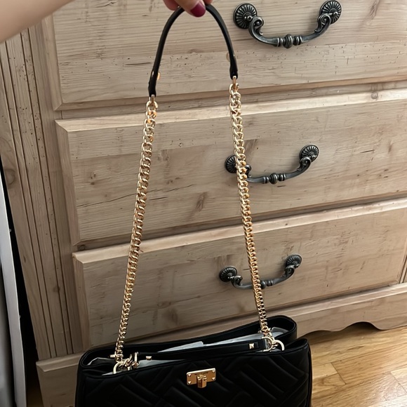 NVW Michael Kors Bag - Picture 5 of 7